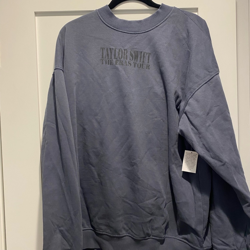 NWT TAYLOR SWIFT LIMITED EDITION BLUE ERAS CREWNECK
